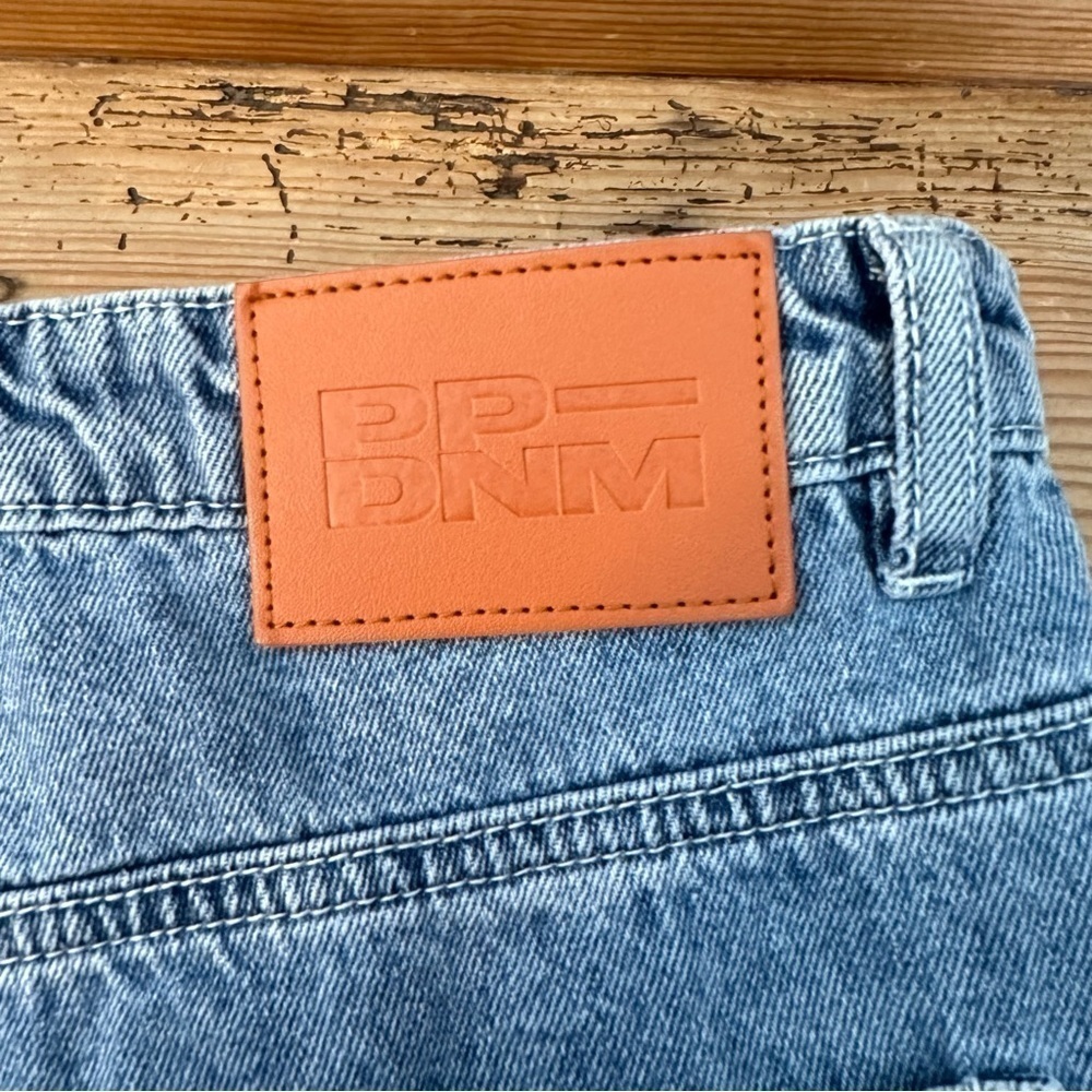 Princess Polly light wash jeans - Picture 13 of 16